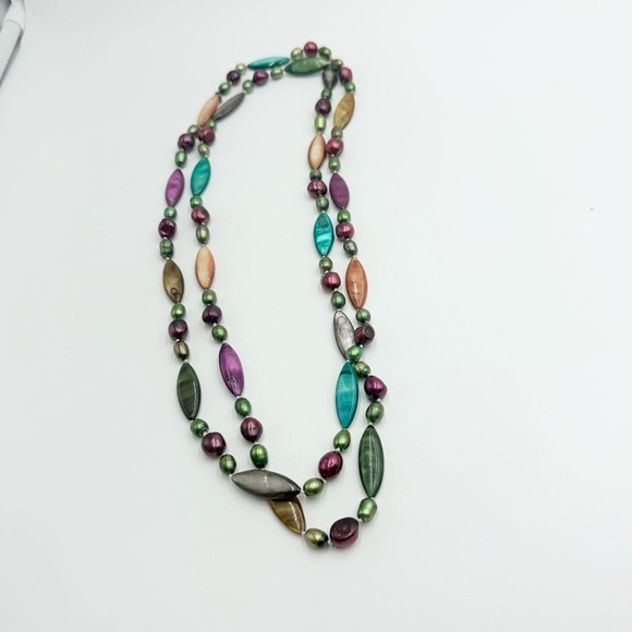 Sally C Treasures SX 925 Dyed Multicoloured Pearls & Mother of Pearl Necklace - Picture 3 of 10